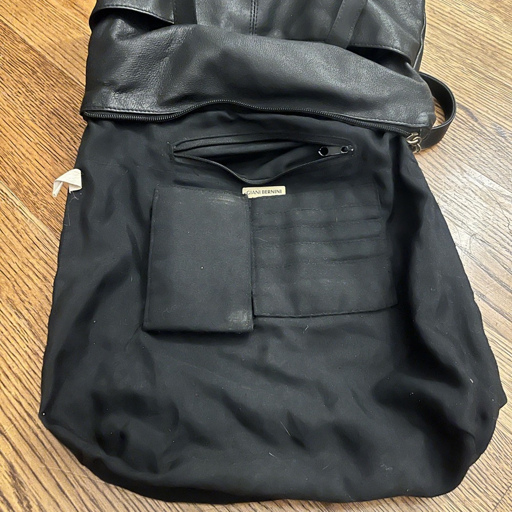 Giana Bernini Black Leather Shoulder Bag - Picture 7 of 13